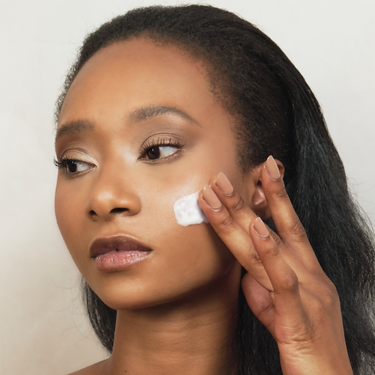Day cream with organic prickly pear seed oil