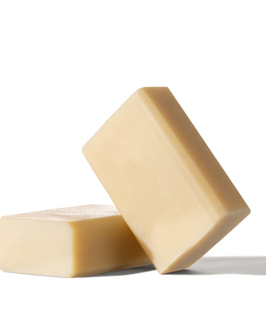 Image of a bar of Antü Refreshing bar soap stacked on top of another bar of soap.